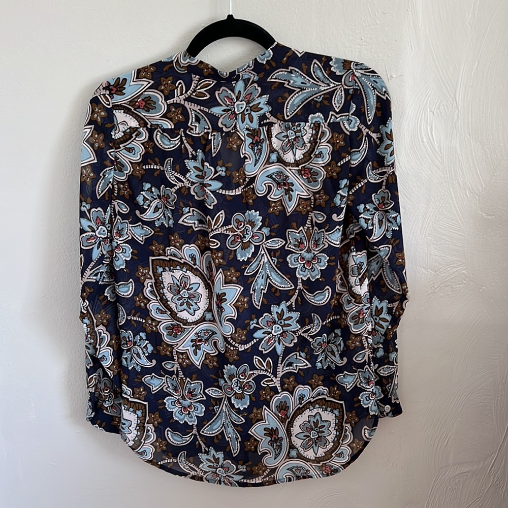 LOFT sheer blue floral blouse - Picture 4 of 4